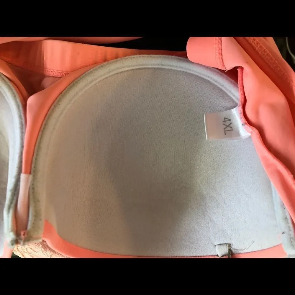 NWOT 4 XL Peach Bikini Top!!